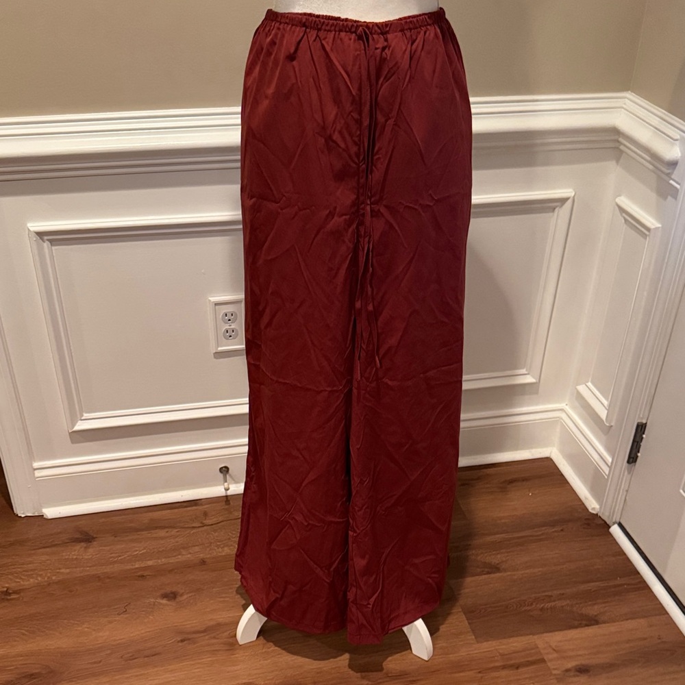 Elegant Burgundy Wide Legged Pants